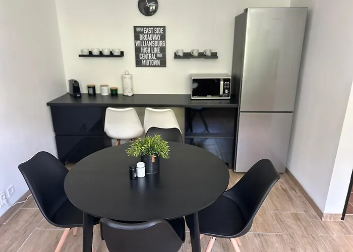 Semesterbostad House Rafo *